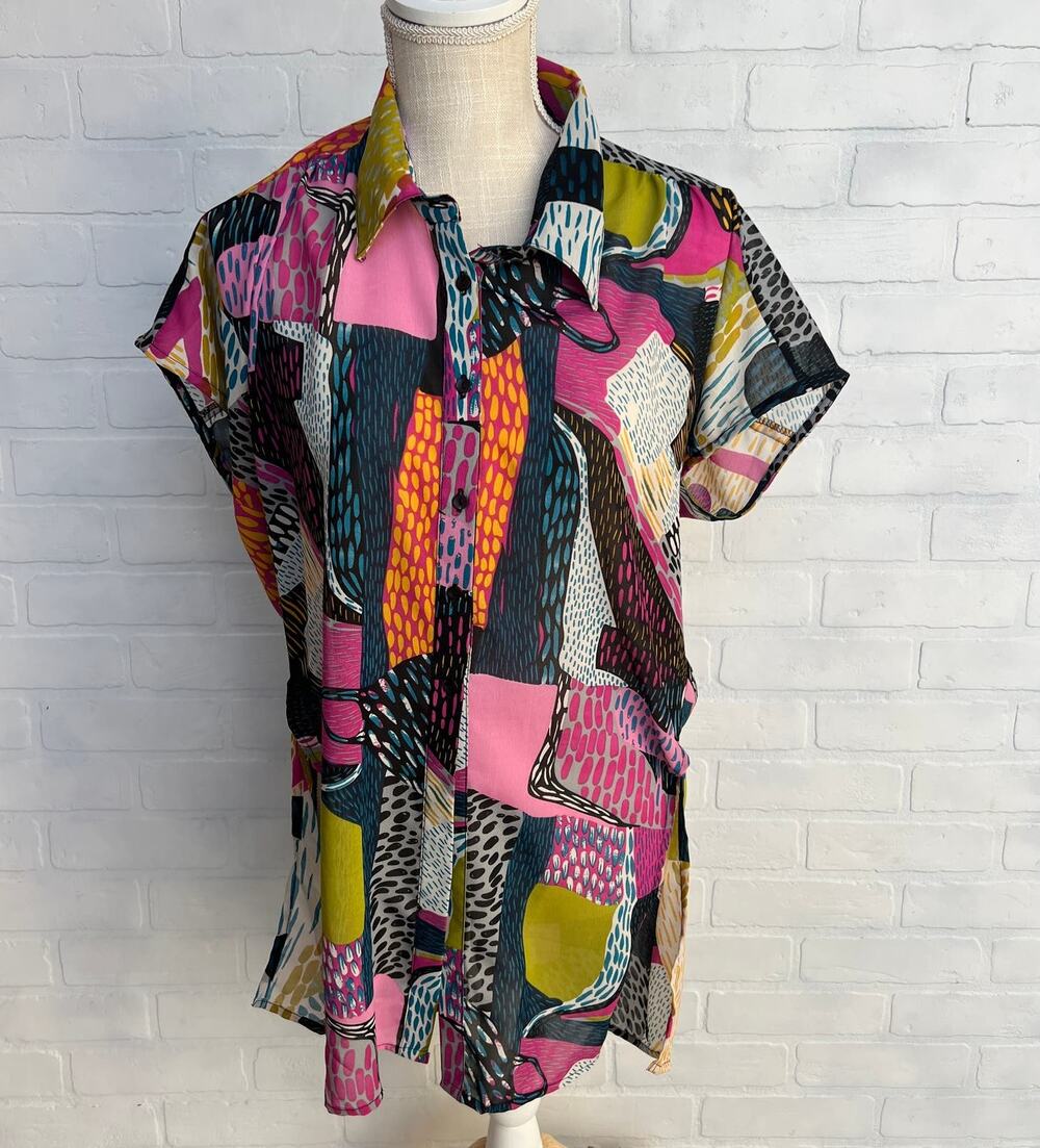 Turquoise Haven Bold Pattern Colorful Semi Shear Short Sleeve Tunic Top -sz S